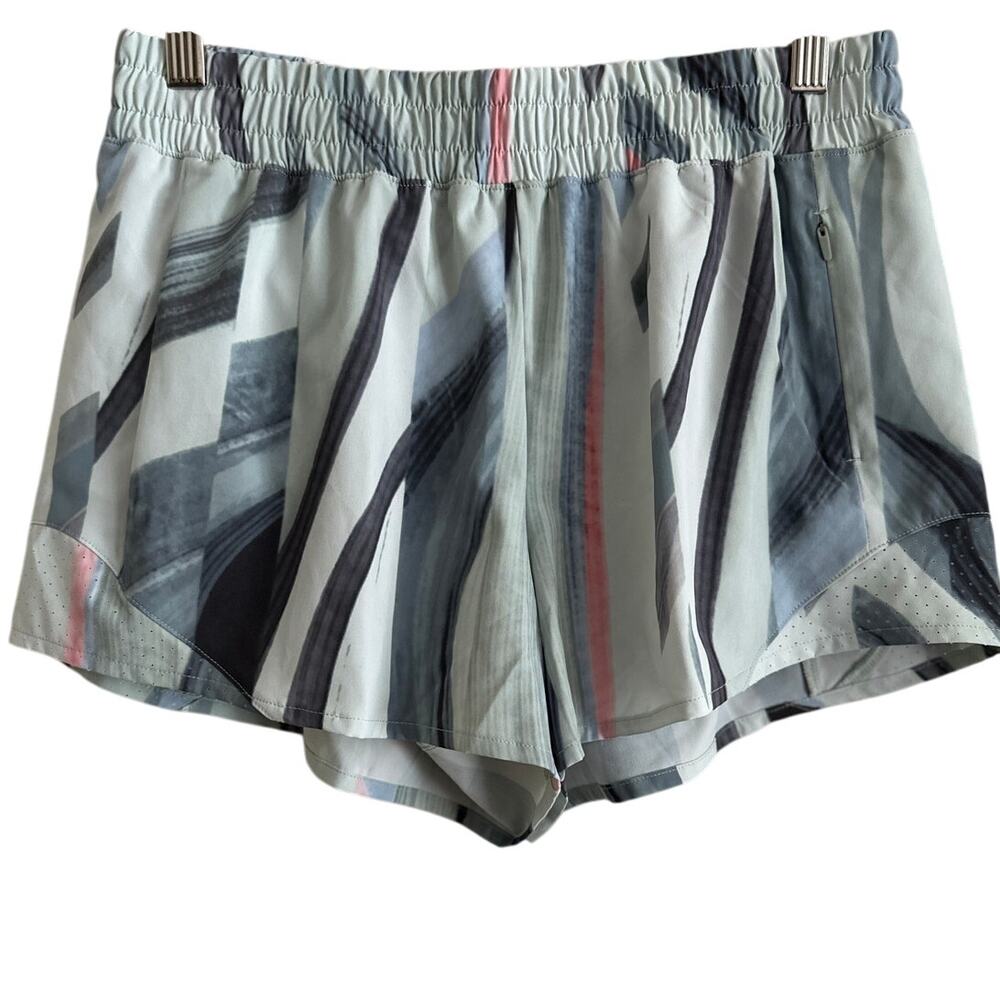 Calia Mid-Rise Infinity Shorts (XS) in Succulent Green - NWT